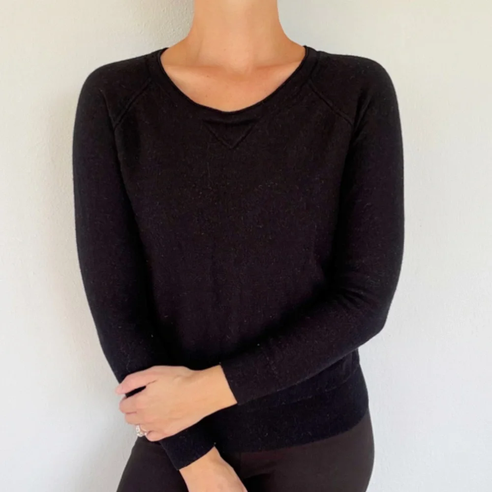 J. Crew black merino wool scoop neck long sleeve sweater size large